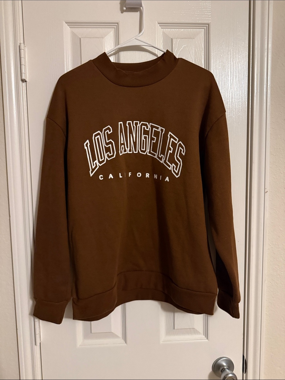 Los Angeles California Crewneck Sweater - Brown